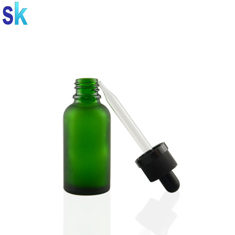 empty cosmetic containers 30ml frosted boston round glass bottle green color with tamper&childproof glass pipette