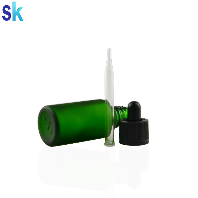 empty cosmetic containers 30ml frosted boston round glass bottle green color with tamper&childproof glass pipette