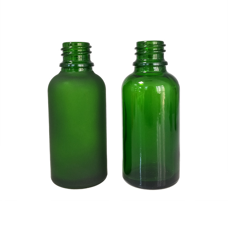 empty cosmetic containers 30ml frosted boston round glass bottle green color with tamper&childproof glass pipette