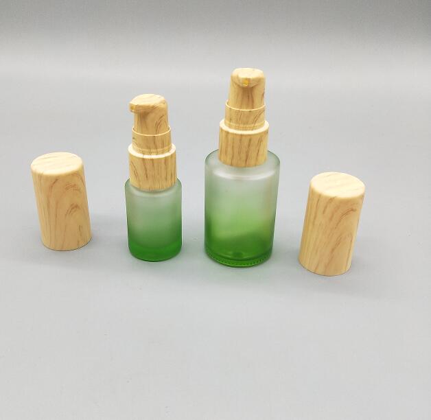 empty small 30ml cosmetic glass lotion gradient perfume bottle with wooden cap