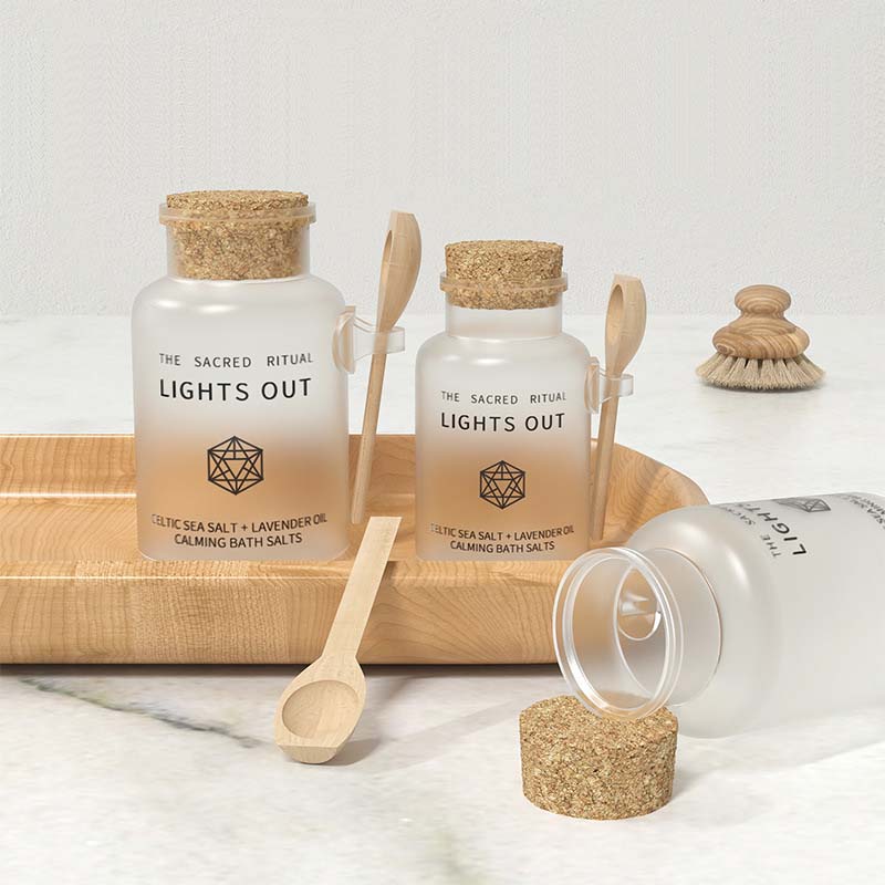 empty100g/200g frosted packaging bath salt cosmetic plastic jar and bottle with spoon