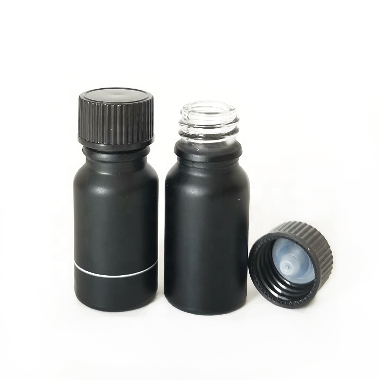 essential oil matte black 10ml glass bottle with black bakelite cover cap