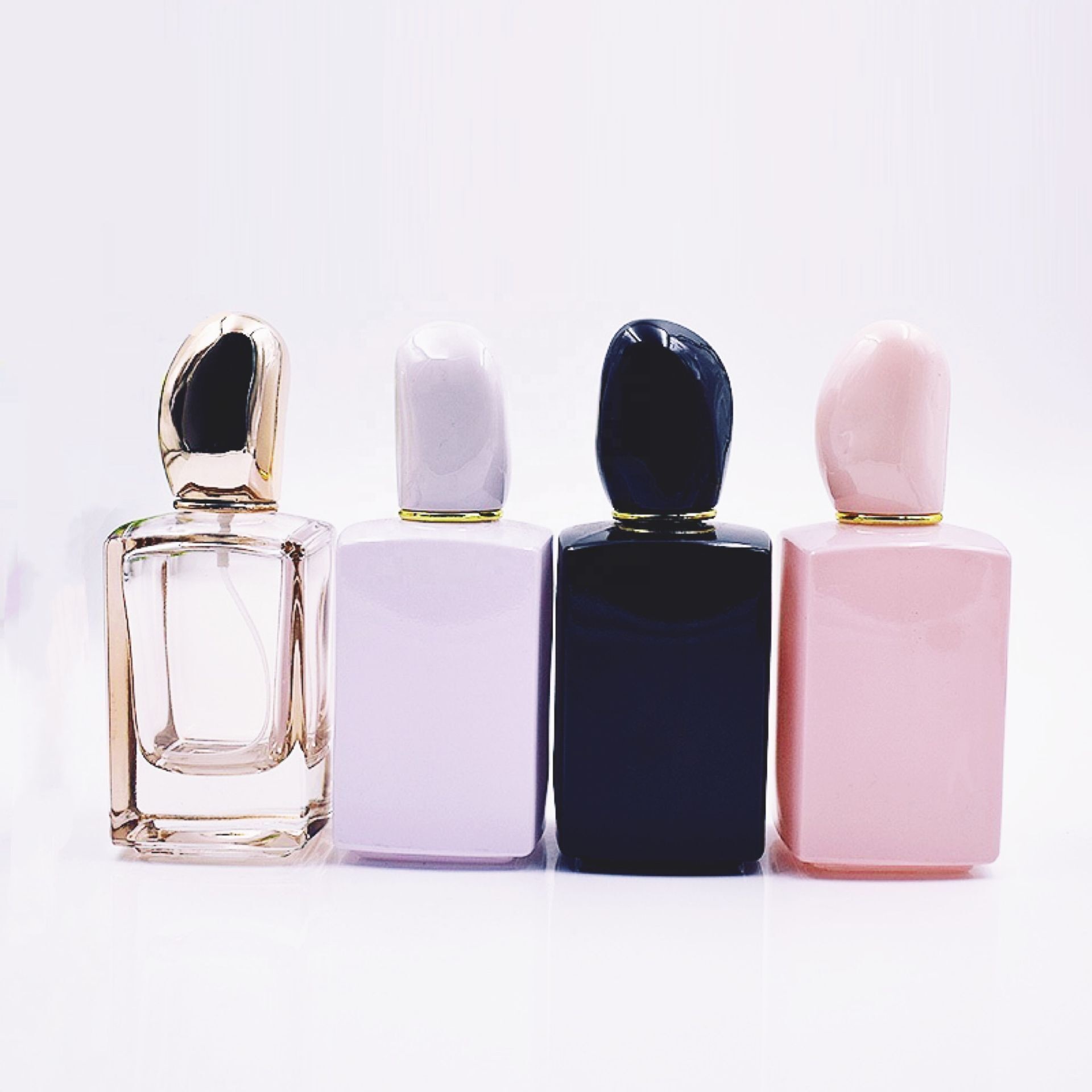 factory directly supplies 30ml and 50ml high-end spray perfume bottles with customized logo
