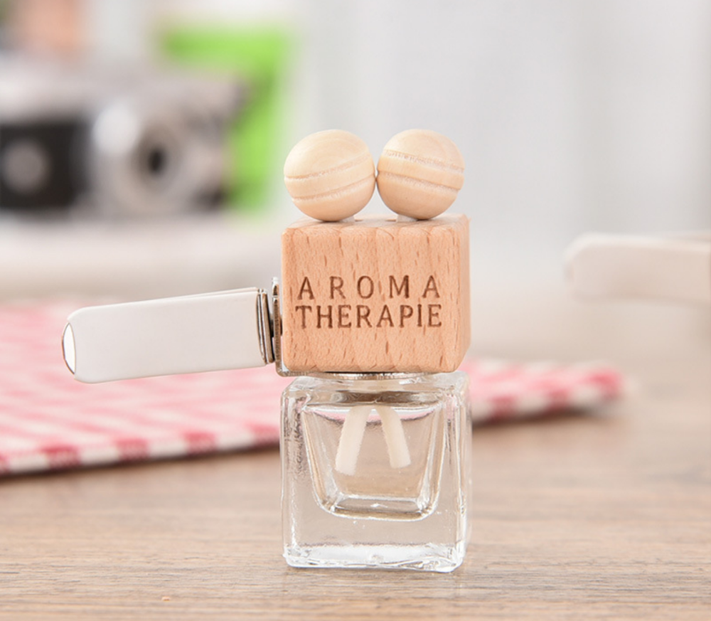 factory have stock best popular custom made empty hanging car glass perfume bottle