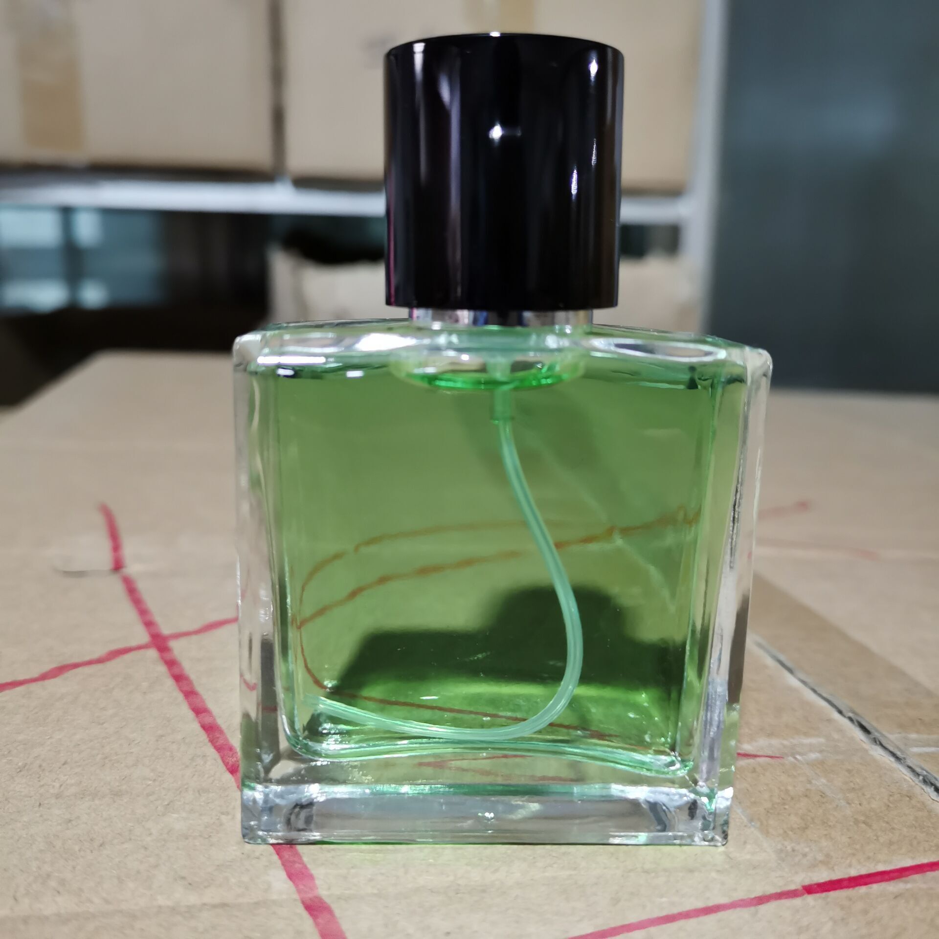 factory premium 50ml square glass perfume bottle with spray pump cap