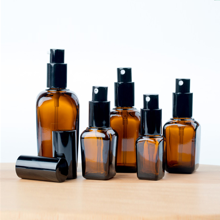 factory supplier amber brown color glass essential oil bottles square perfume bottles with black spray lid