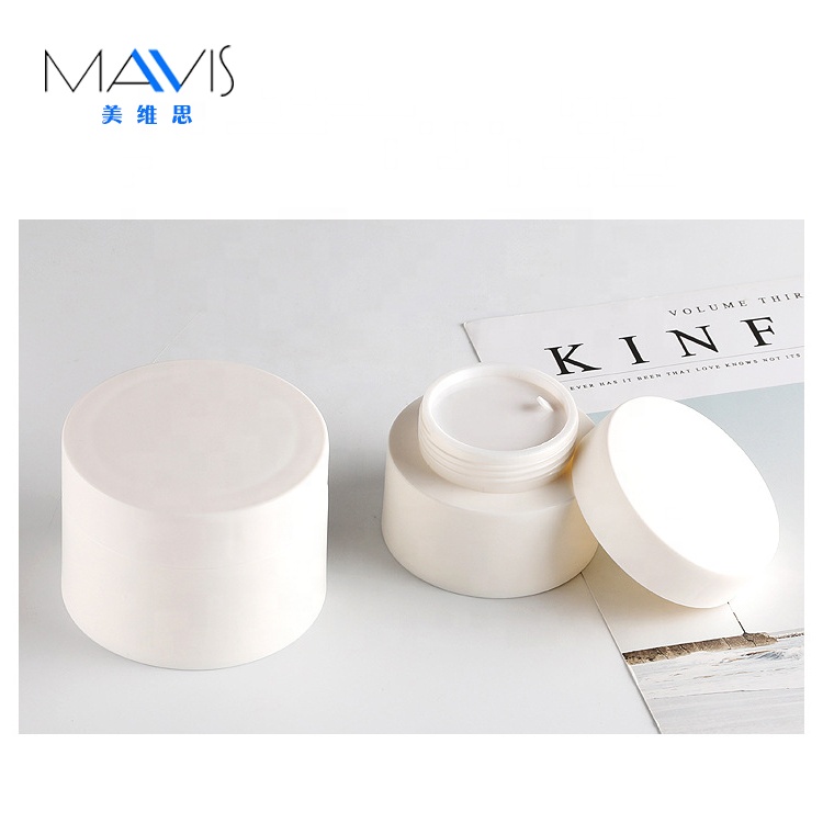 factory supplier plastic cosmetic jars plastic jar with lids