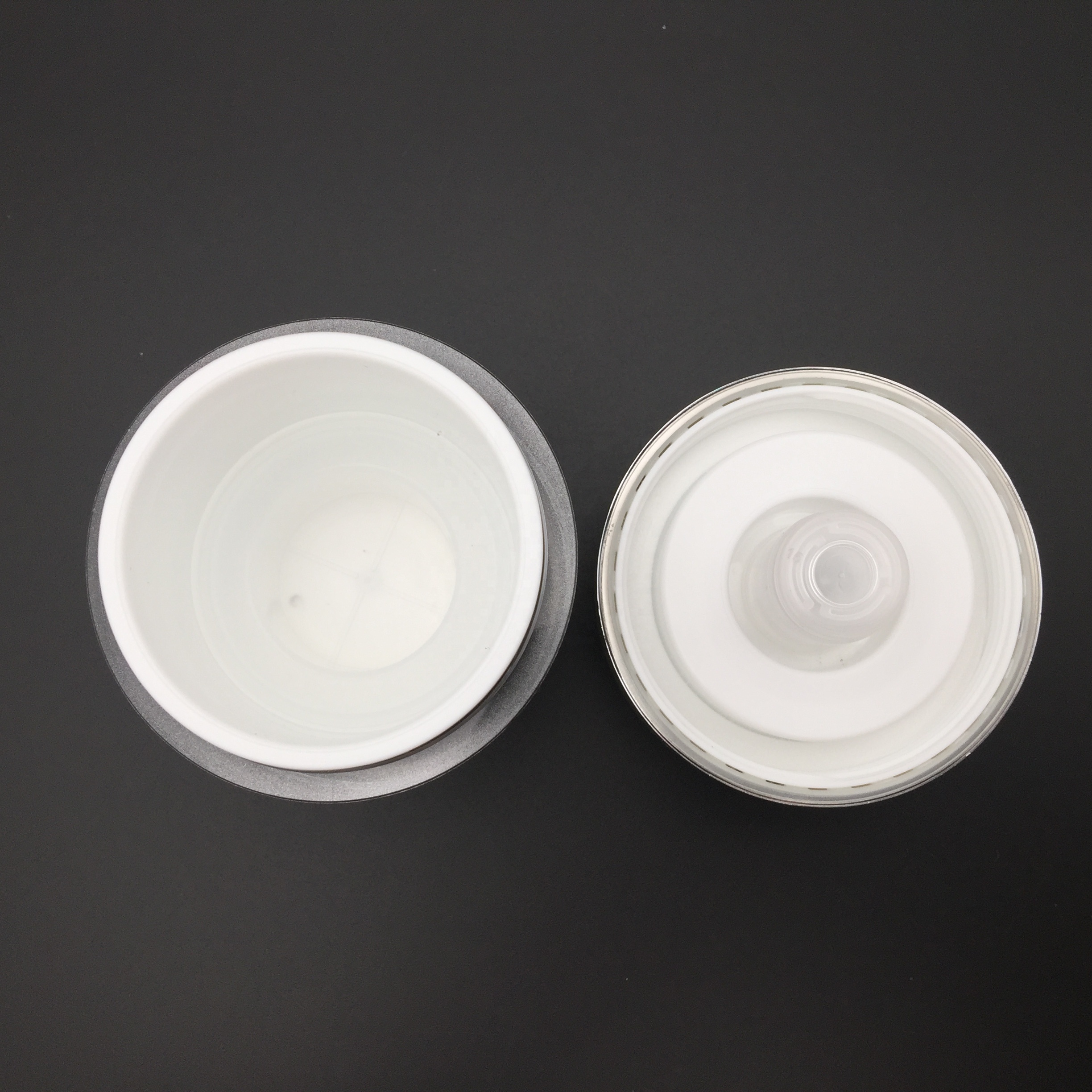 fast delivery 30g 50g black cosmetic airless pump jar for men's skincare packaging
