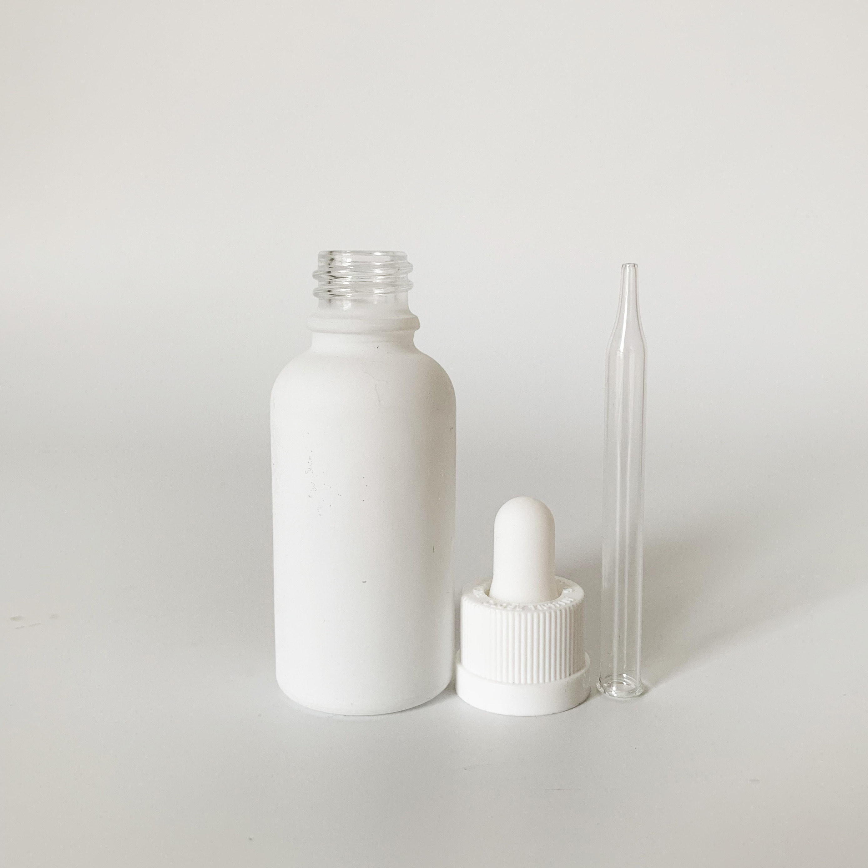 free shipping hot sale 30ml frosted white glass dropper bottle with child proof cap
