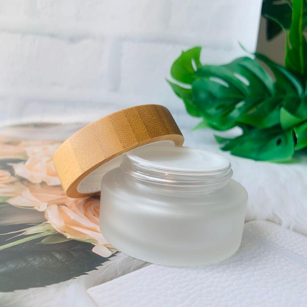 frosted Clear Glass Jars For Cosmetic Containers And Packaging With Bamboo Lid