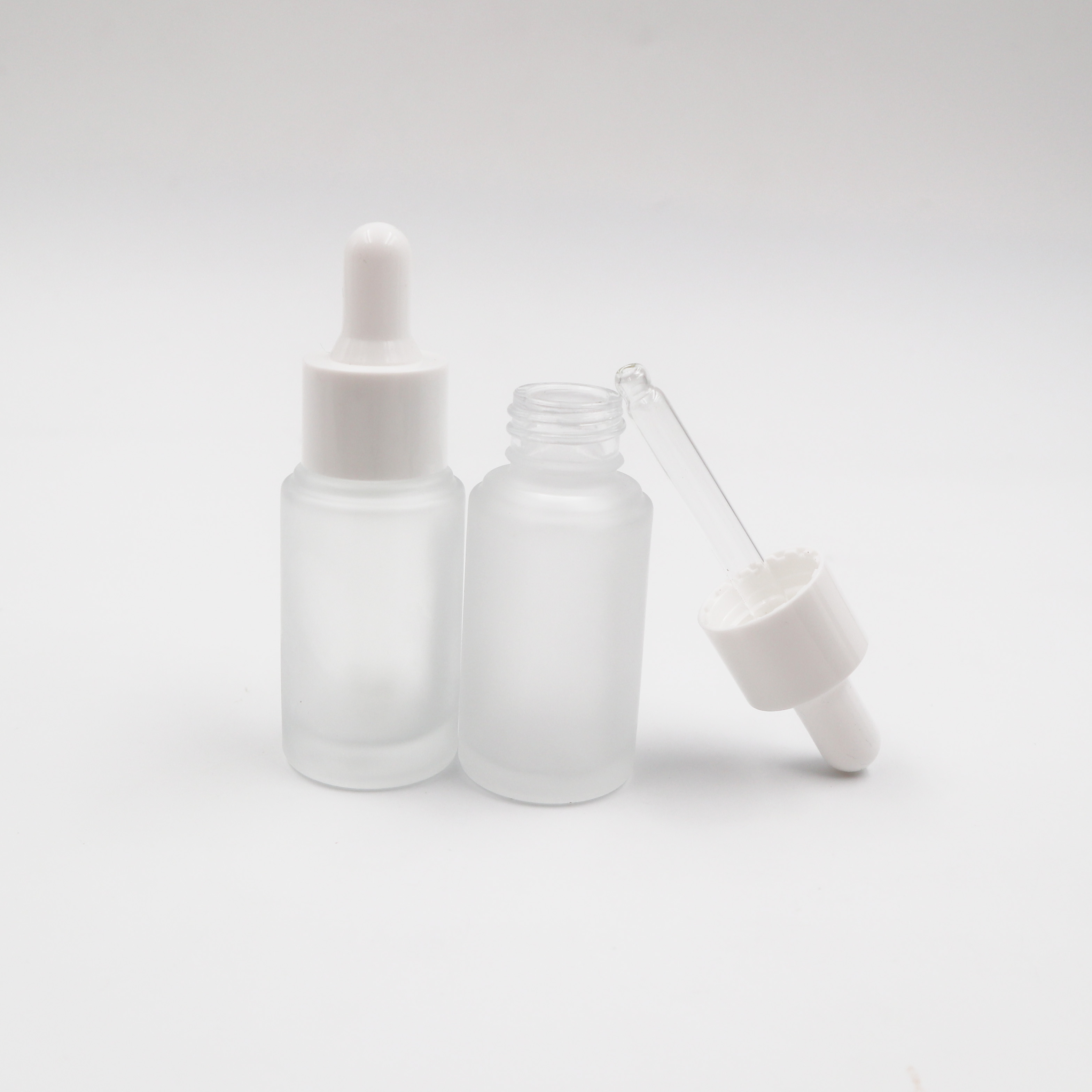 frosted amber glass serum spray bottle