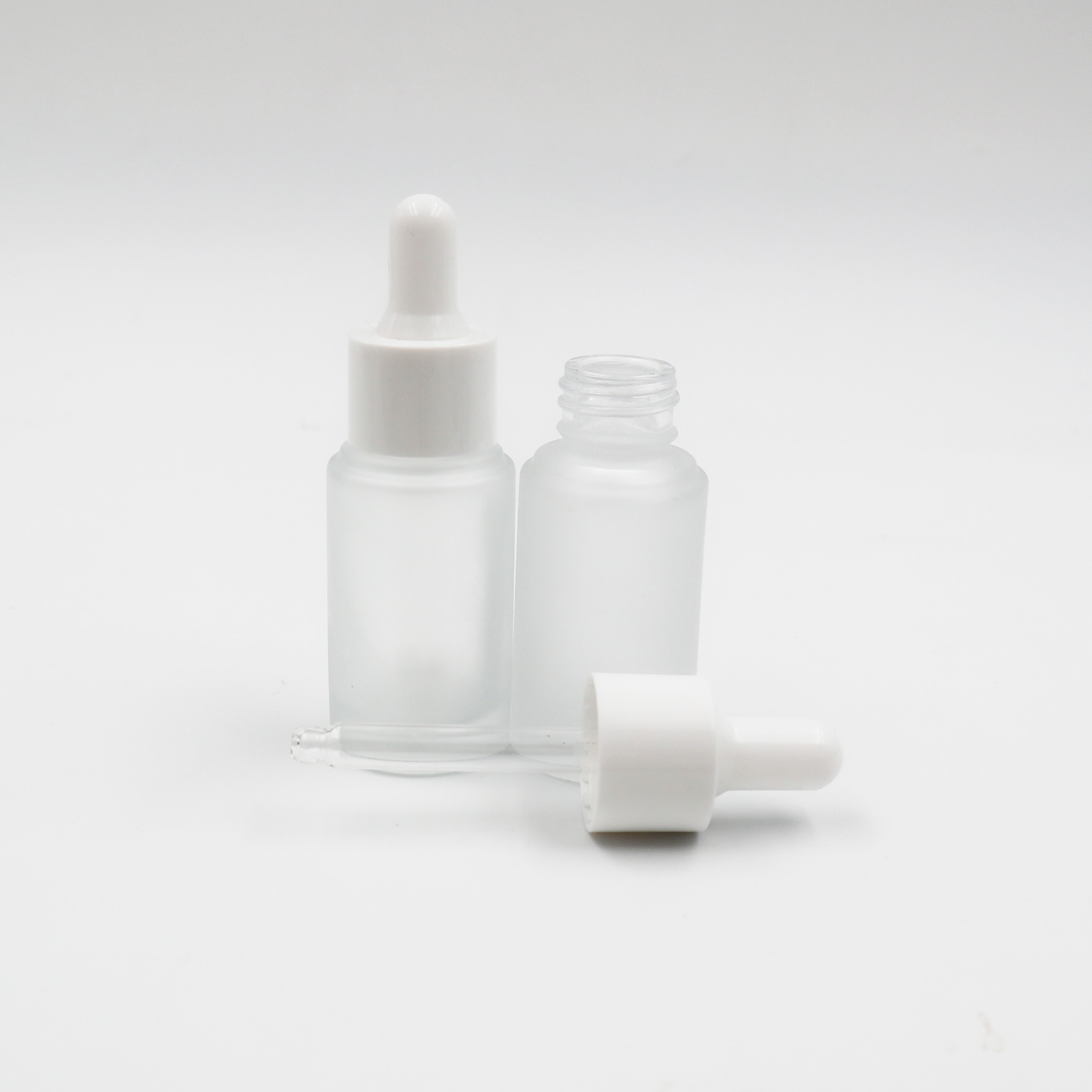 frosted amber glass serum spray bottle