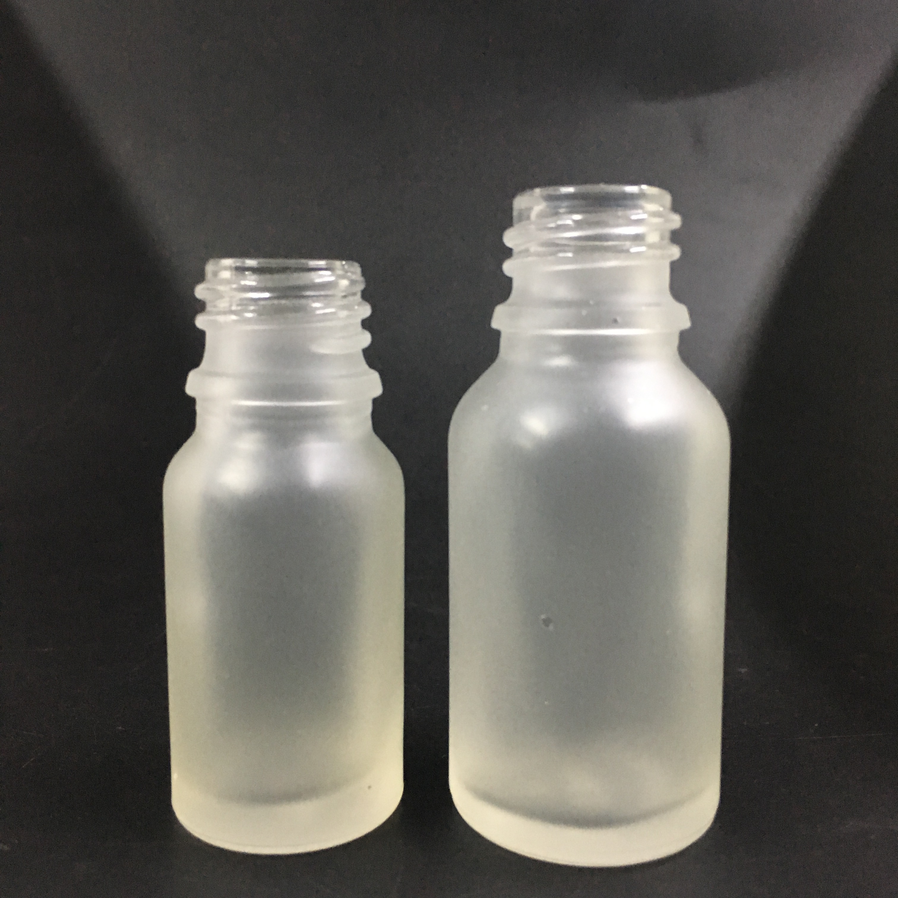 frosted clear essential oil glass bottle printed with logo,white frosted glass dropper bottle 5ml 10ml 15ml 20ml 30ml 50ml 100ml