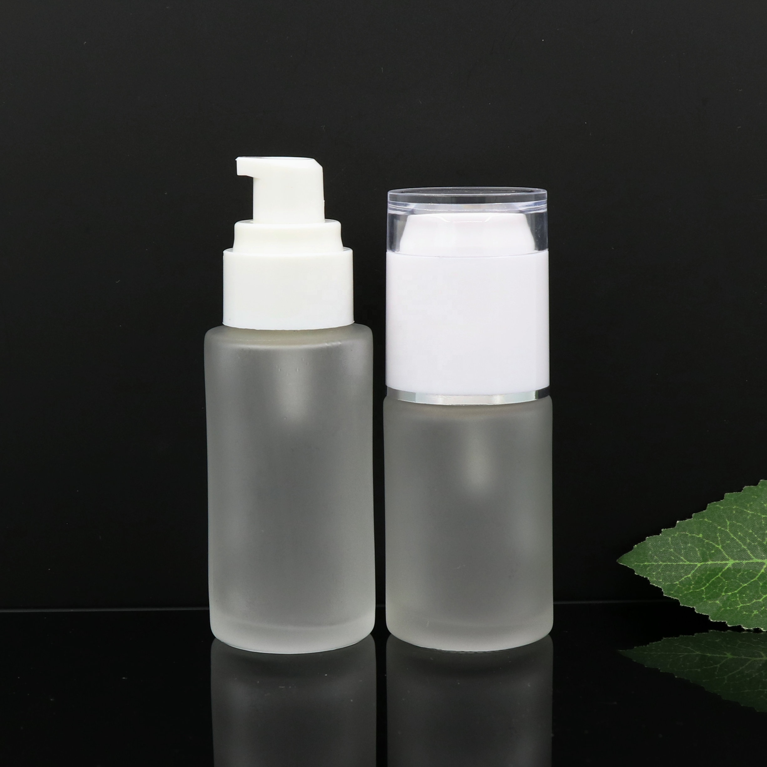 frosted glass pump lotion bottle 10ml 20ml 30ml 50ml 100ml 120ml 150ml clear flat shoulder glass spray bottle for cosmetic