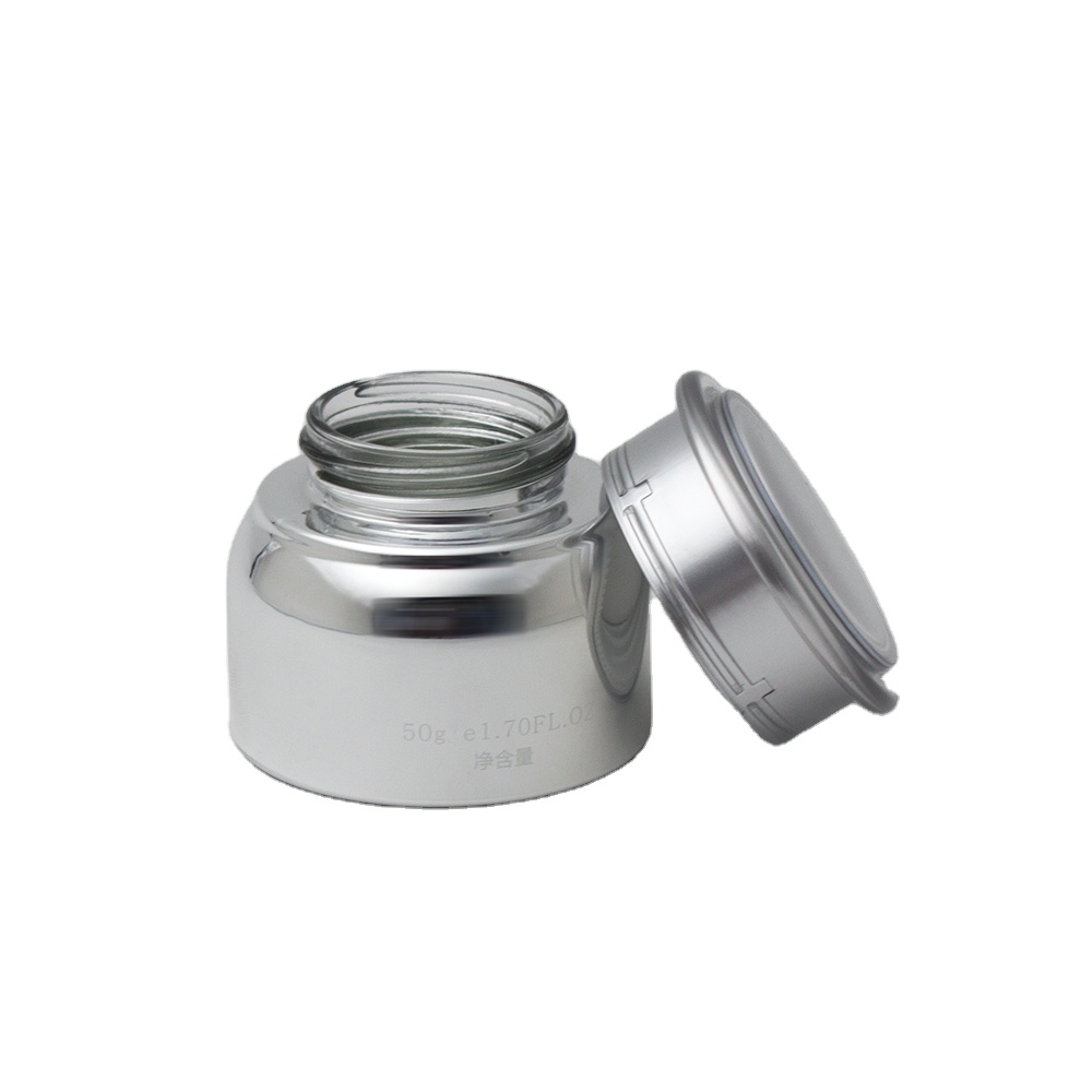 glass container jar for skin care with plastic lid