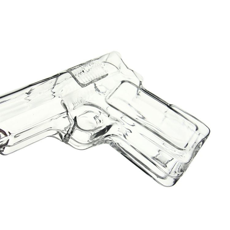 glass gun shaped glass bottles/unique shaped wine glass bottles/shaped liquor bottles Whiskey Gun Decanter