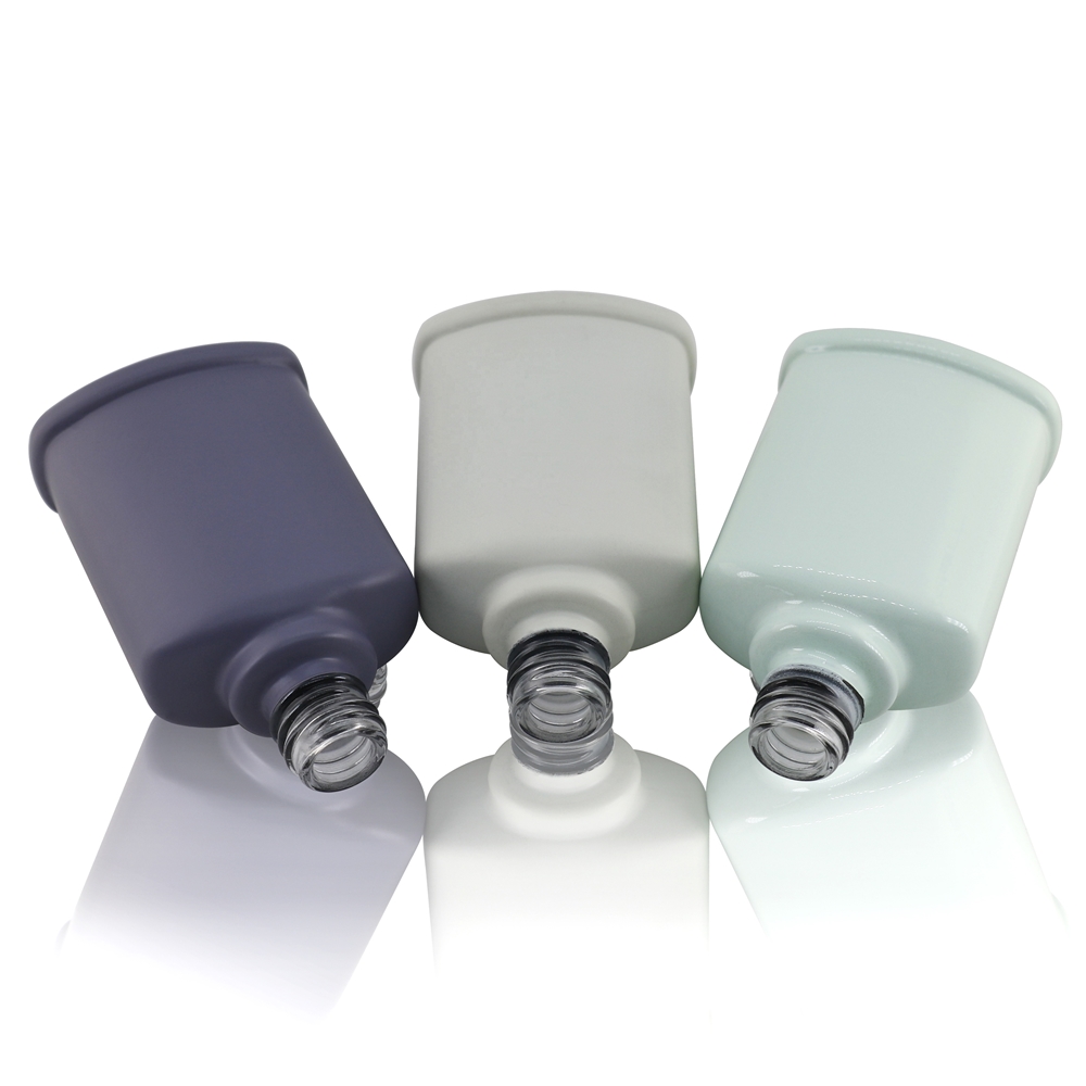 guangzhou factory OEM custom coated empty uv gel nail polish glass bottle with silver caps and flat dupont brush