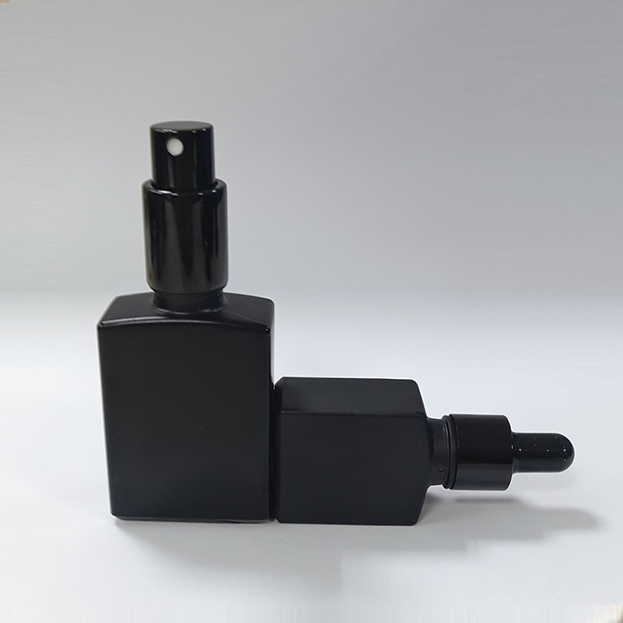high quality 30 ml spray bottle frosted black 15ml 30ml glass bottle with pump atomizer for perfume