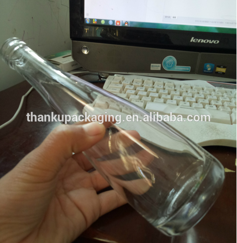 high quality 330ml evian glass bottle for beverage,water and spirit