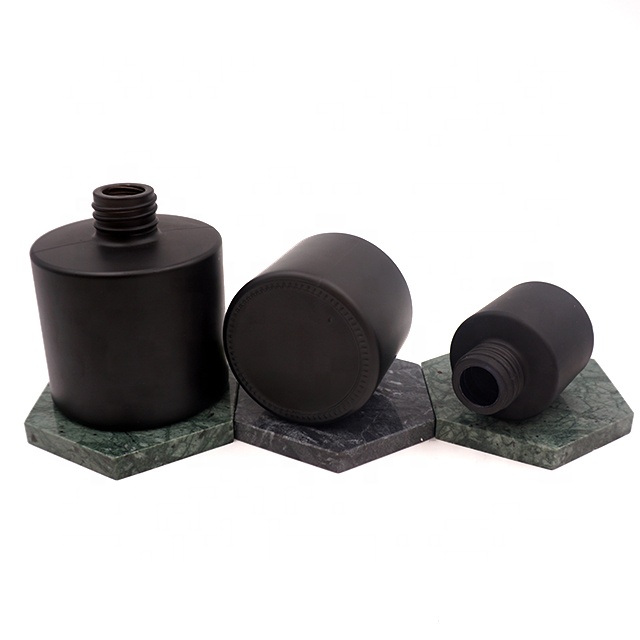 high quality classical matte white black glass perfume reed diffuser bottle