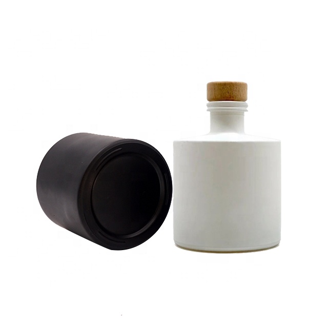 high quality classical matte white black glass perfume reed diffuser bottle