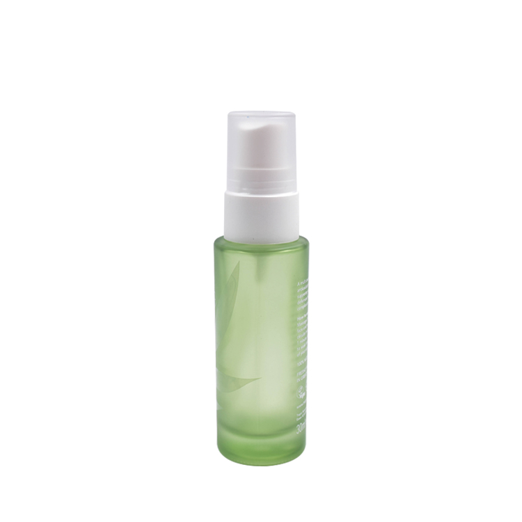 high quality green 30 ml cosmetics empty dropper logo essential oil silicon hang case glass bottles for liquor