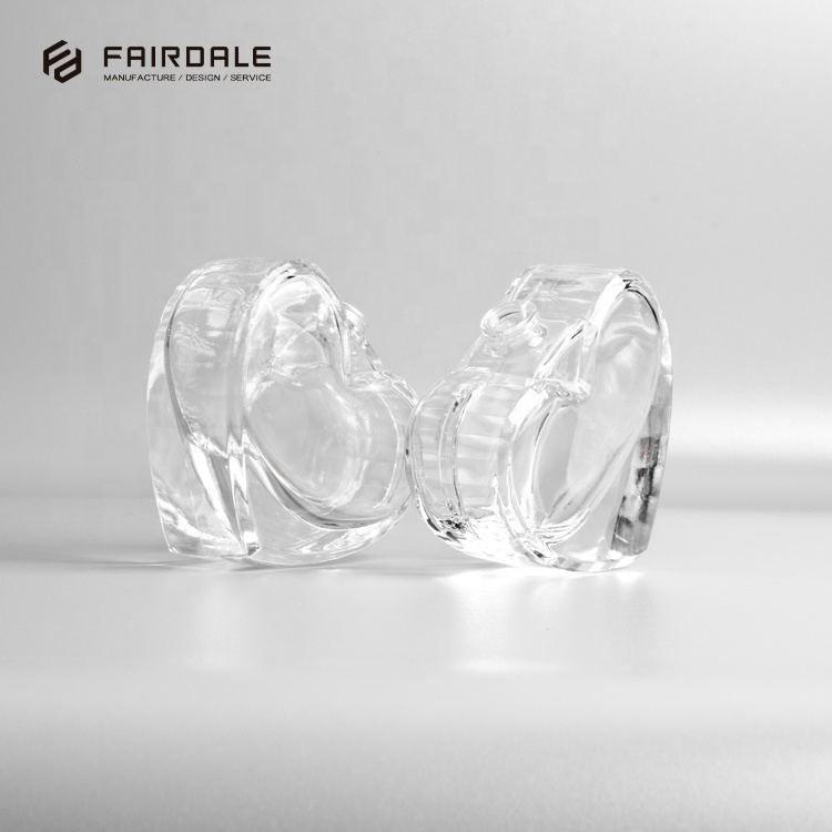 high quality heart shape perfume glass bottle sprayer pump bottle 70ml