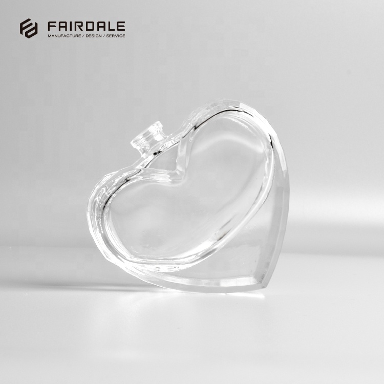 high quality heart shape perfume glass bottle sprayer pump bottle 70ml