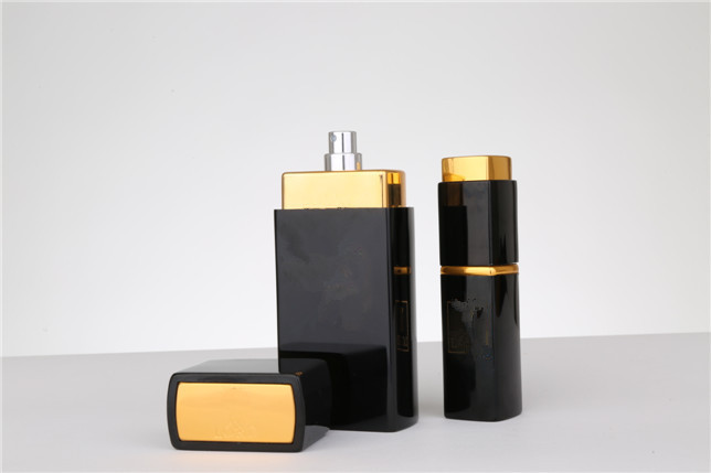 high quality luxury black color square Shaped oxidation Spray Perfume Bottle 50ml