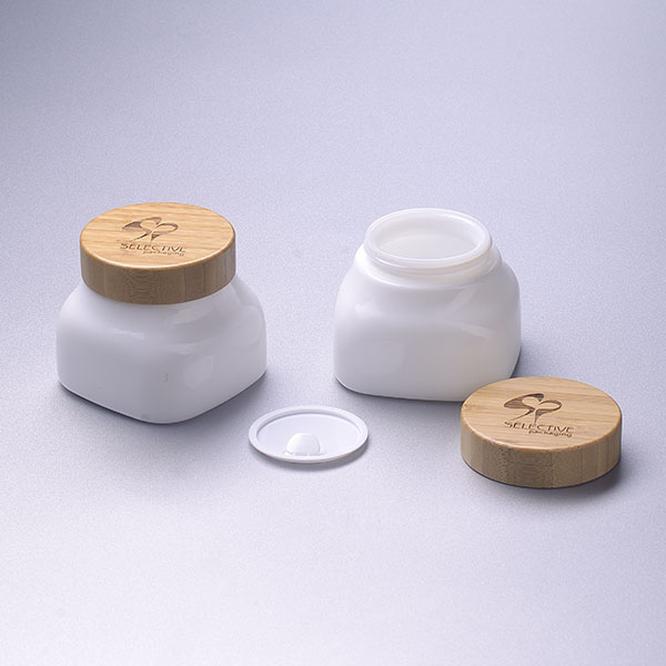 high quality white opal cosmetic glass cream jar with wooden cap recycled eco-friendly face cream jar