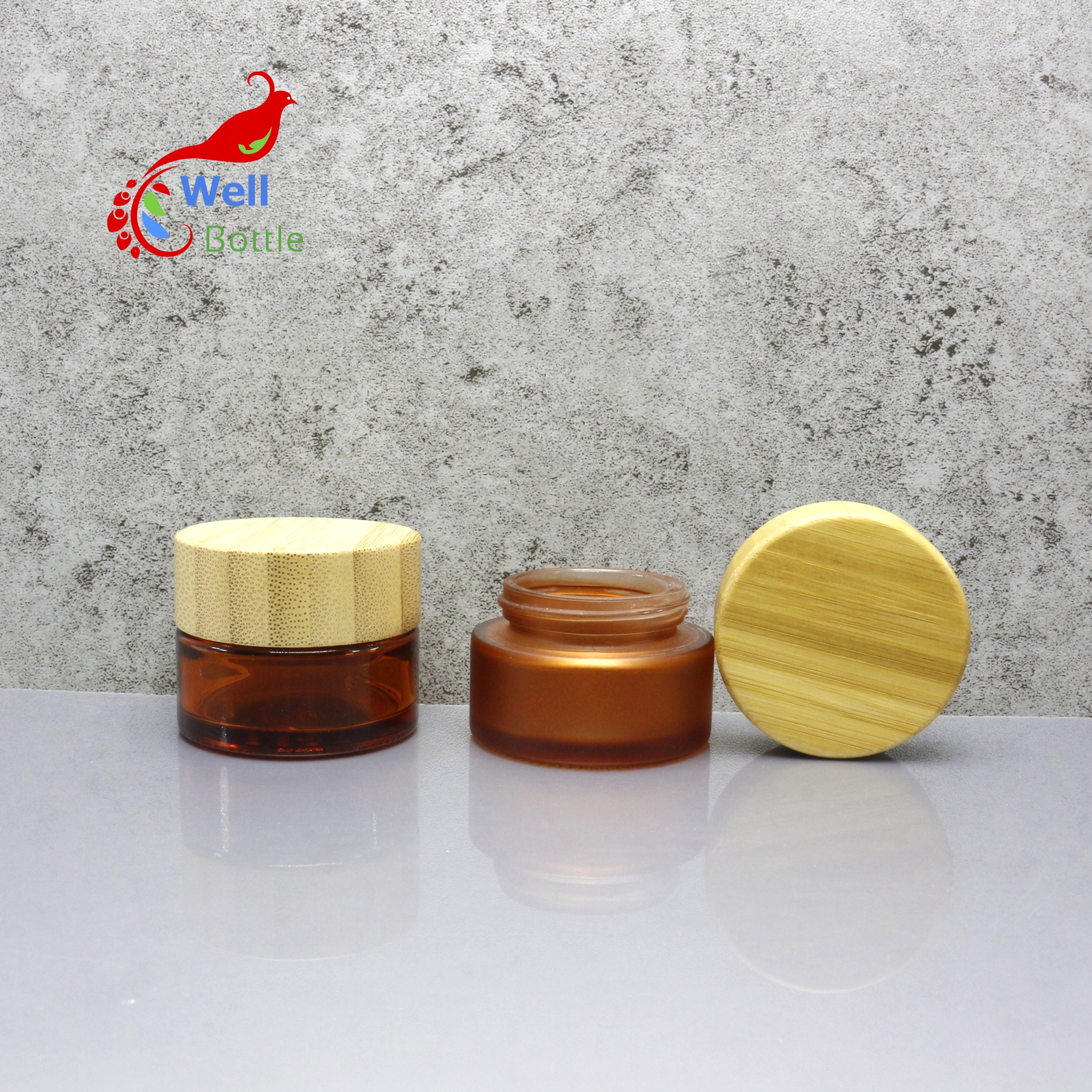 hot sale 30ml 50ml environmental empty wood lid candle glass cosmetic cream jar with bamboo lid BJ-606C