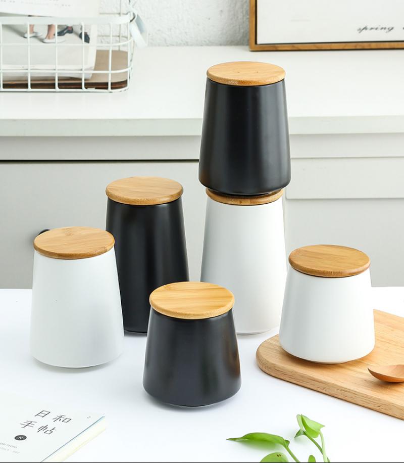 hot sale Ceramics dampproof storage bottles & jars with lids durable & tight seal