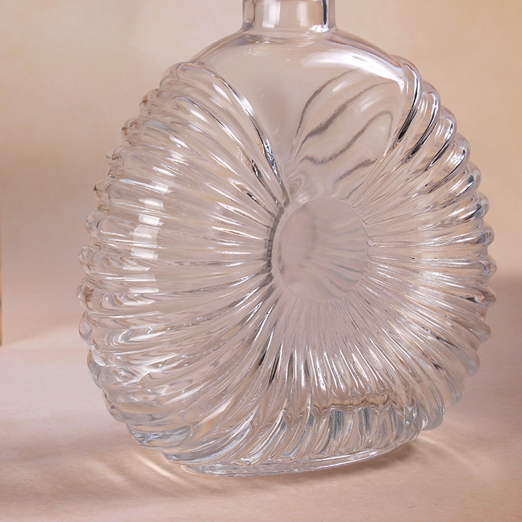hot sale Fancy Alcohol glass Bottle for Beverage Liquor Whiskey