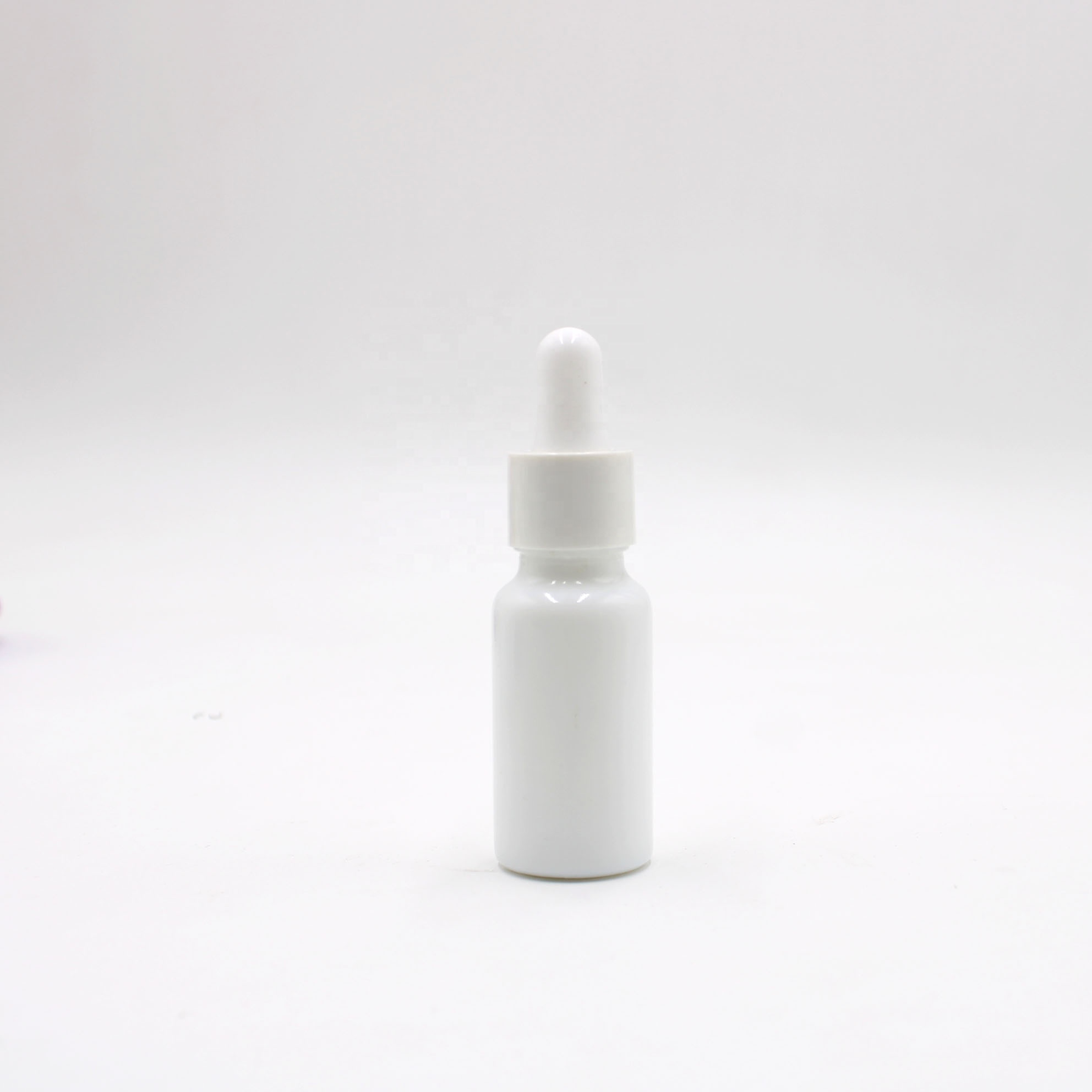 hot sale White Porcelain Essential Oil Cosmetic Packaging Glass Dropper Bottle20ml 30ml 50ml 100ml