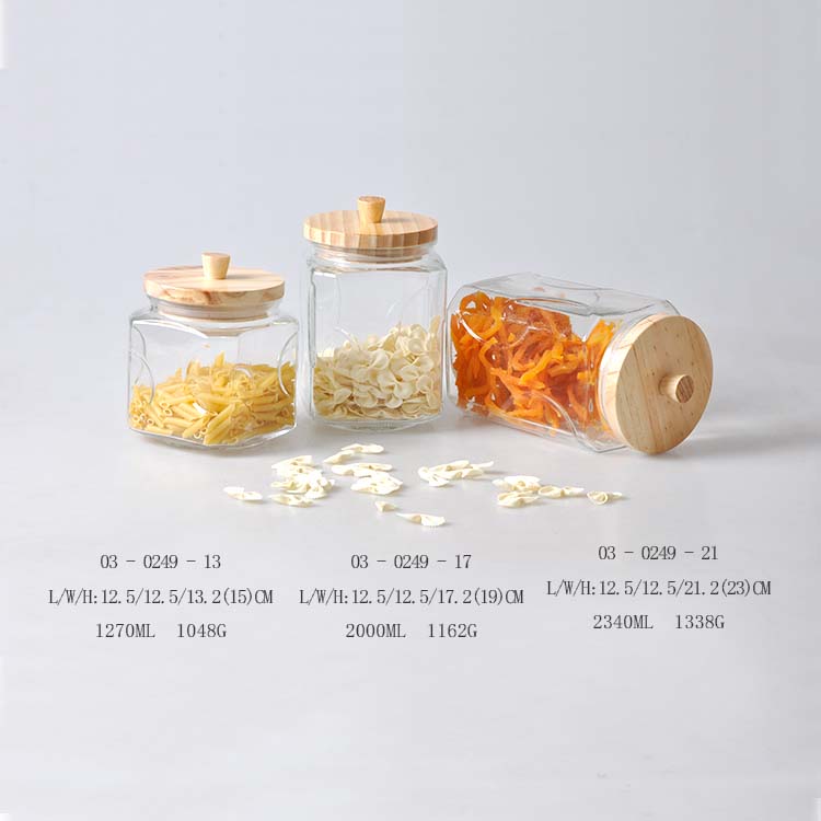 hot sale china wholesale healthy popular small airtight round glass spice jar set with wood lid and wood spoon