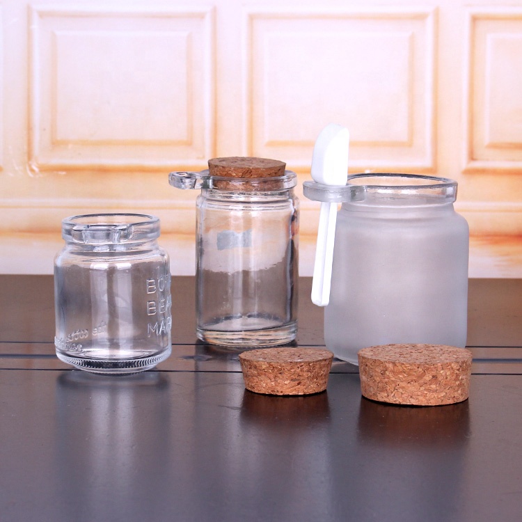 hot sell 100ml 250ml 300ml round sea salt cosmetic glass cork bottle jar with wooden spoon