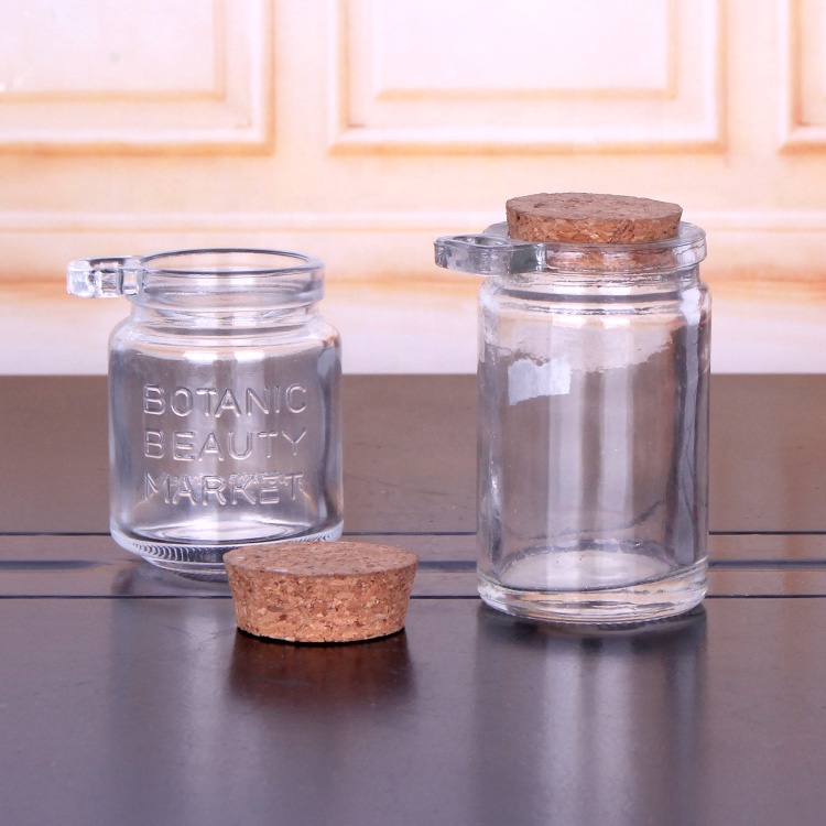 hot sell 100ml 250ml 300ml round sea salt cosmetic glass cork bottle jar with wooden spoon