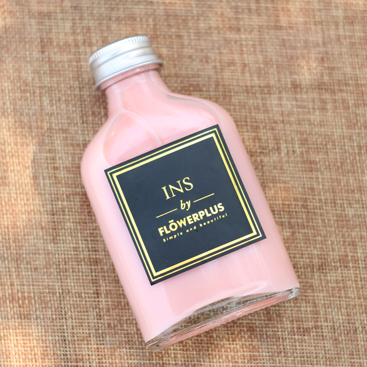 hot selling cold press juice bottle screw cap Glass coffee bottle rum bottle for kombucha