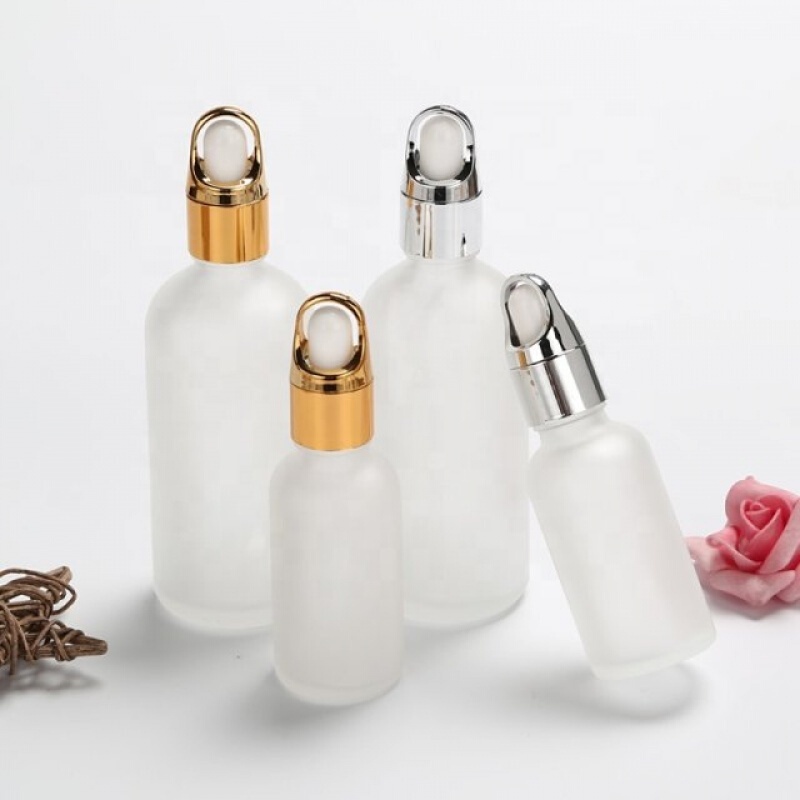 hot stamping 100ml glass pump spray essential oil dropper bottle with golden spray cap