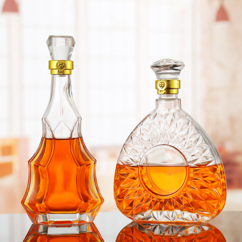 in Bulk Unique Empty Glass Wine Bottle 200ml 375ml 500ml 700ml 750ml Luxury Clear Glass Bottle with Screw Cap