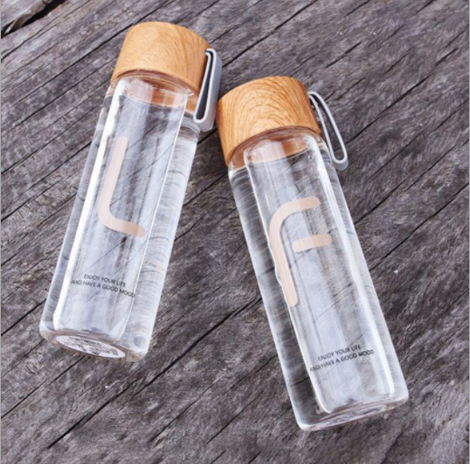 low MOQ Customized High quality glass water bottle