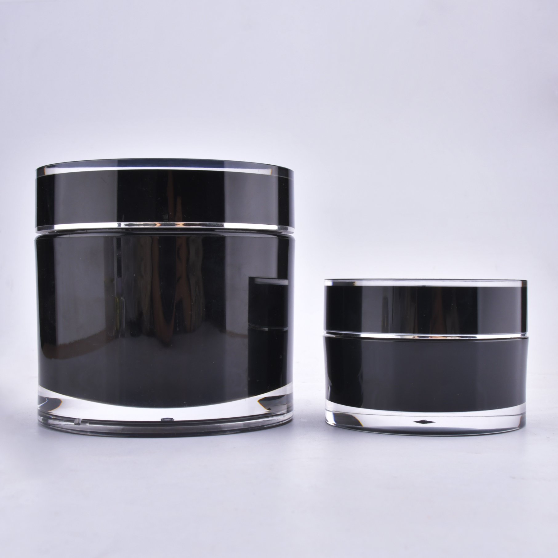 low moq in stock shiny cream jar round skincare containers 15g