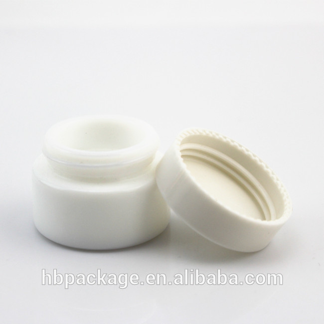 luxury ceramic whiteware Containers Cosmetics 15ml Mini Empty Jars with plastic caps