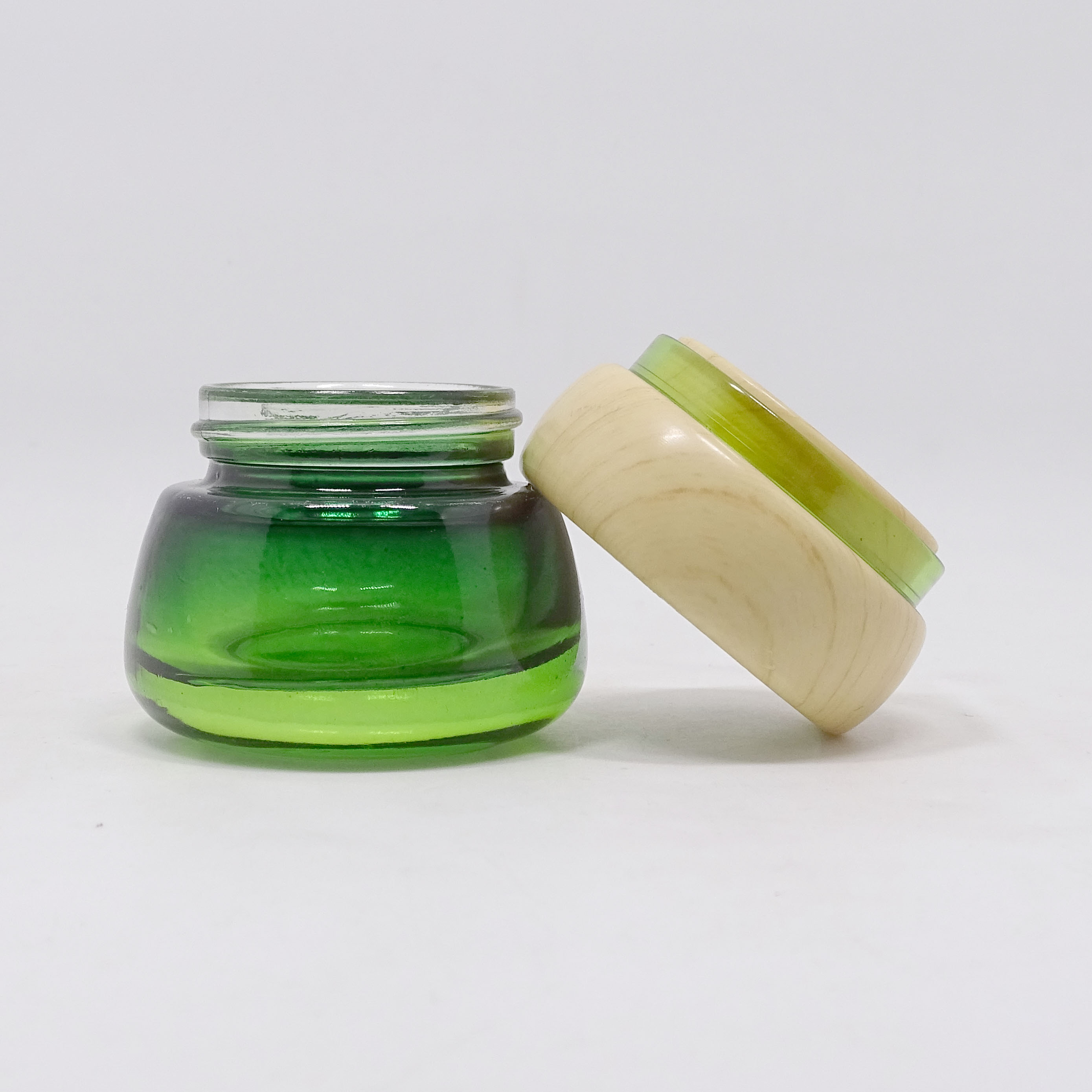 luxury cosmetic bottle set glass pump bottle glass jar for cosmetic package lotion bottle body care skin care products