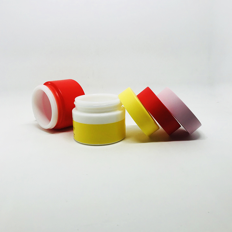 luxury cosmetic jar 50ml 100ml glass jar and lid with paper box colored glass jar cosmetic