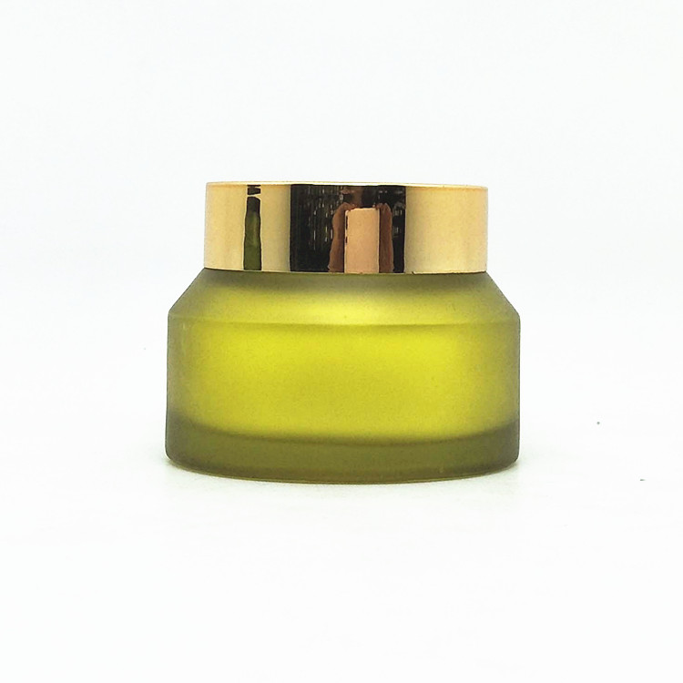 luxury thick round cosmetic glass jar with black flat screw lid 50g