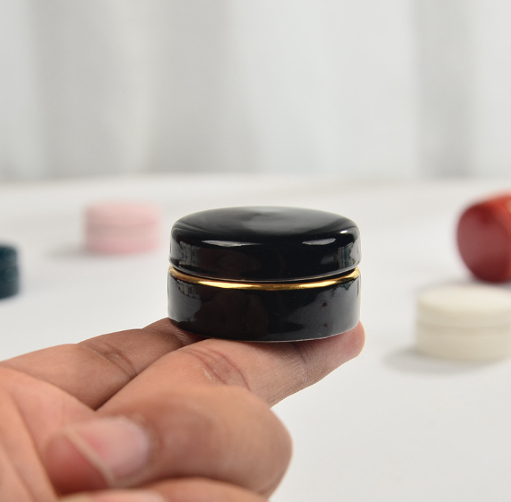 manufacturers pink red black white lotion ceramic eye cream jar