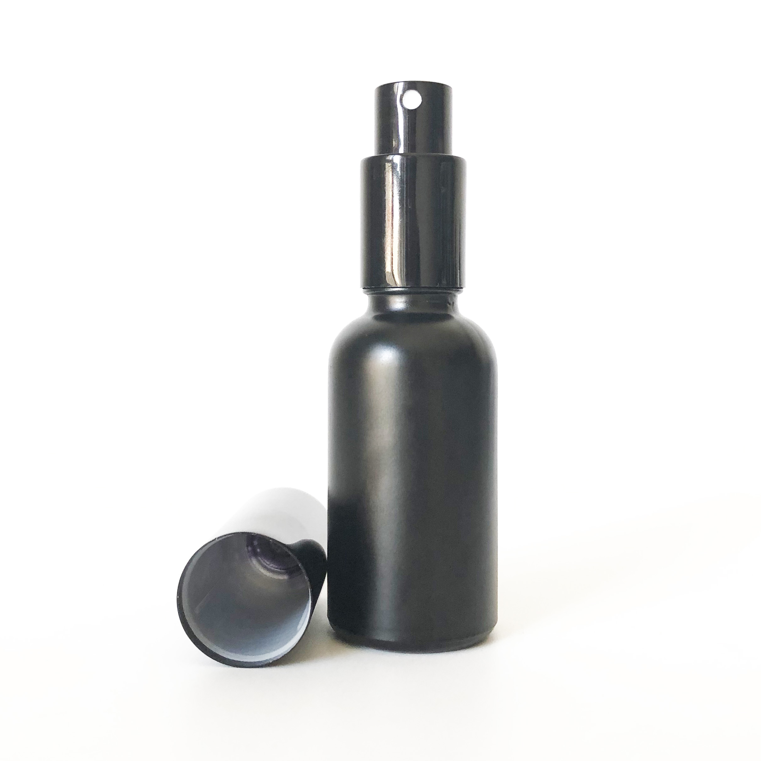 matte black glass essential oil 30ml 50ml spray bottles frosted black glass bottle with aluminum sprayer cap