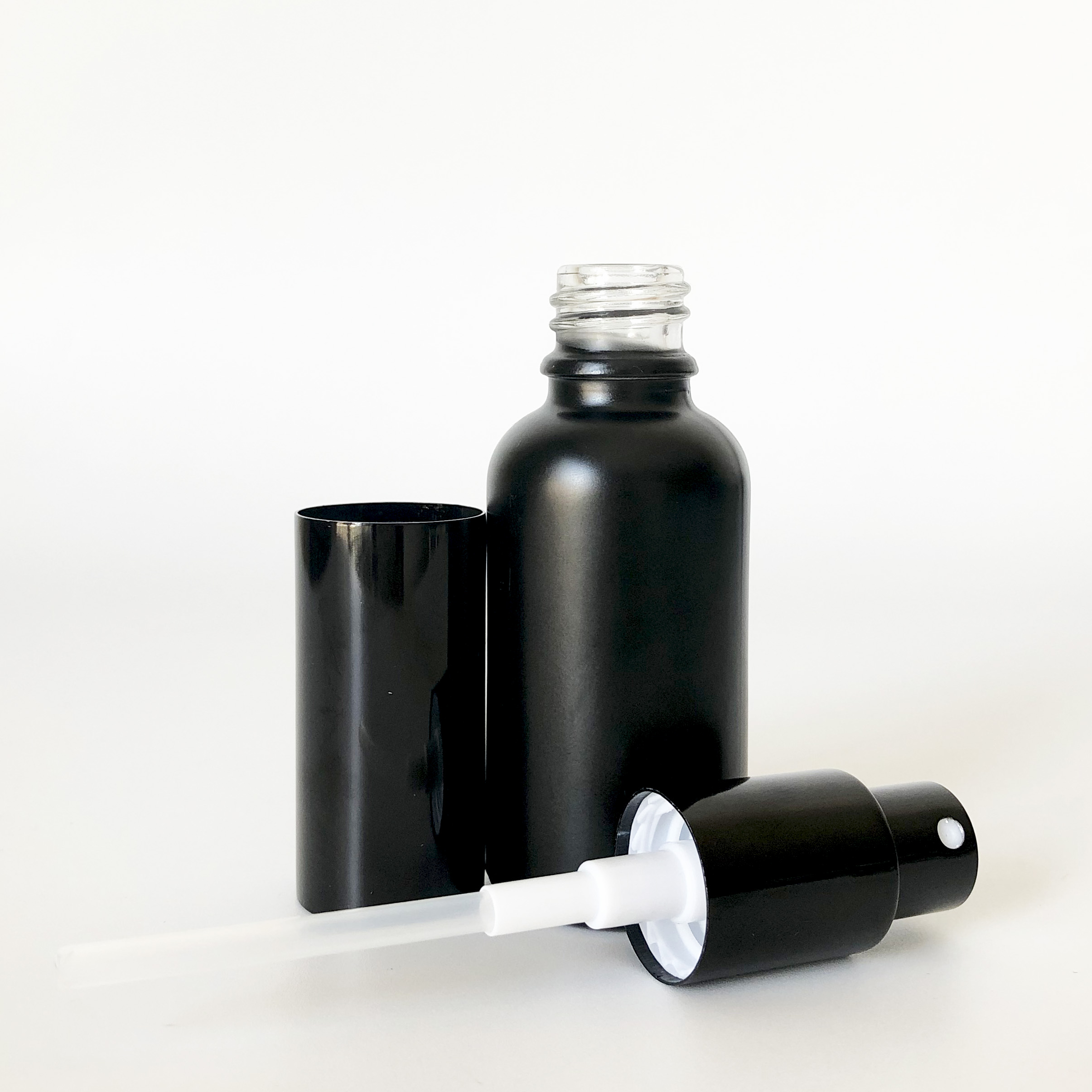 matte black glass essential oil 30ml 50ml spray bottles frosted black glass bottle with aluminum sprayer cap
