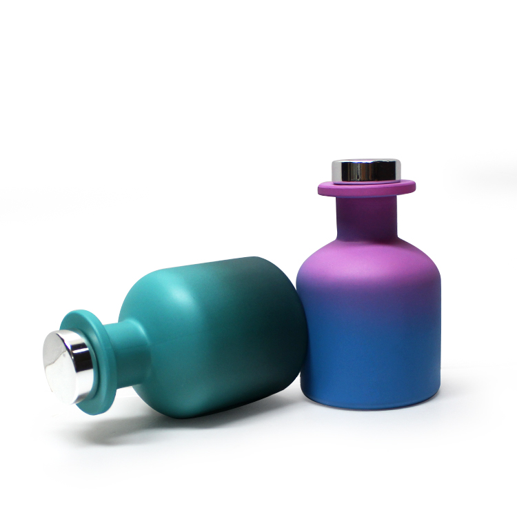matte blue or pink colored scent glass reed diffuser empty bottle spray with silver/gold screw cap